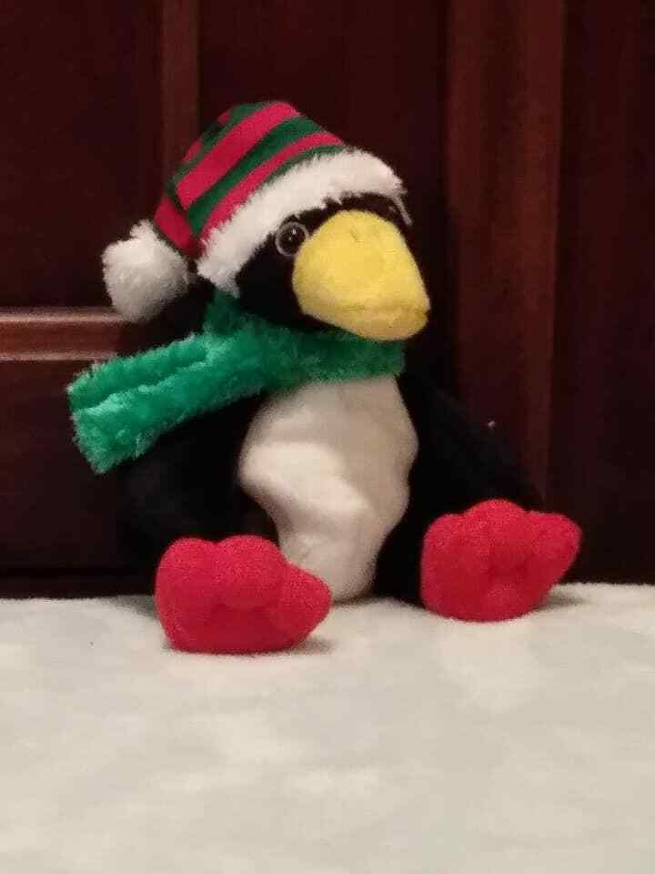 2 Original Ty Beanie Baby Zero & Toboggan  The Penguin - RARE & COLLECTIBLE!