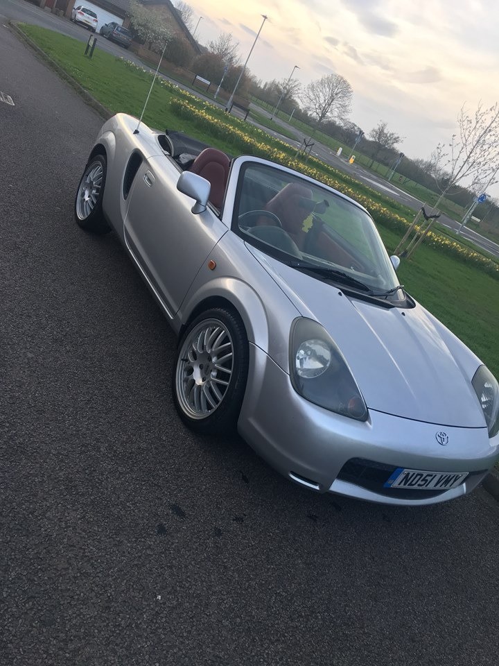 Toyota mr2 2001
