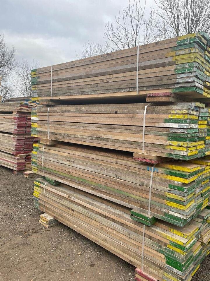 10ft reclaimed scaffold boards in Corringham, Essex Gumtree