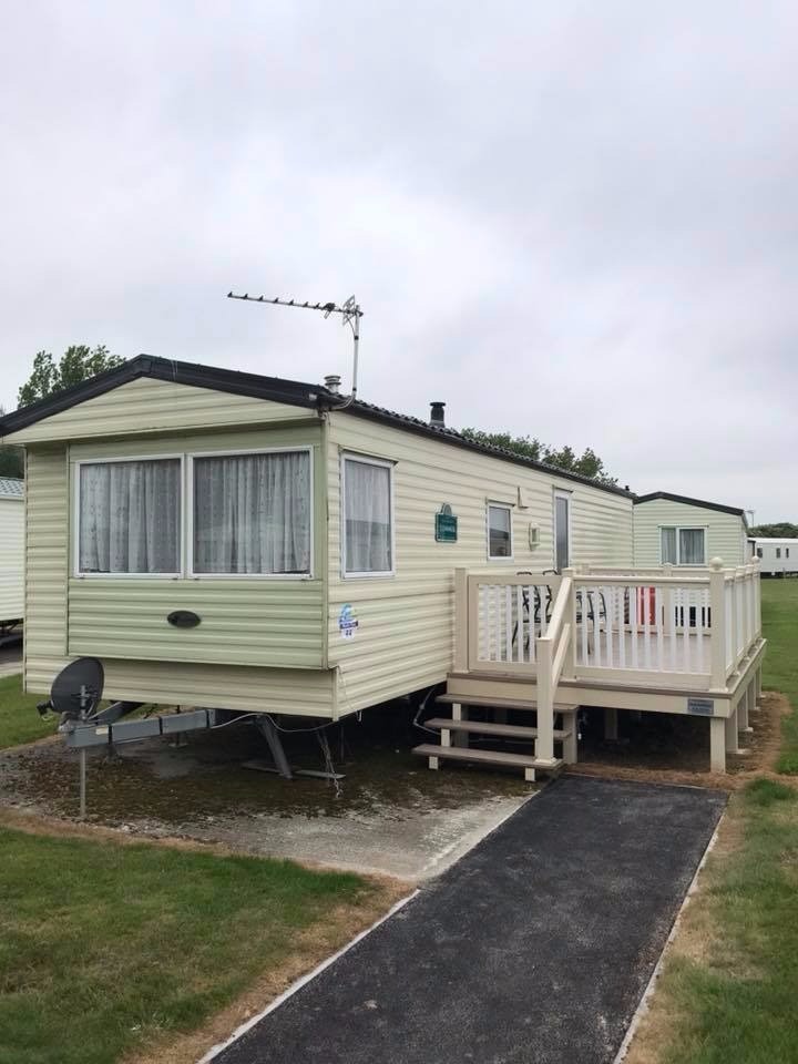 Bargain Static caravan for sale on Burnham on Sea Haven park . Not