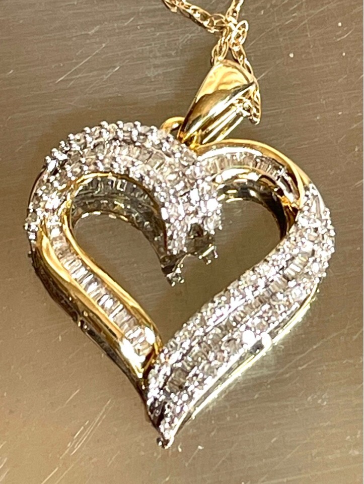 ローカル　トンガ JWBR SPARKLING YELLOW GOLD AND DIAMOND HEART PENDANT