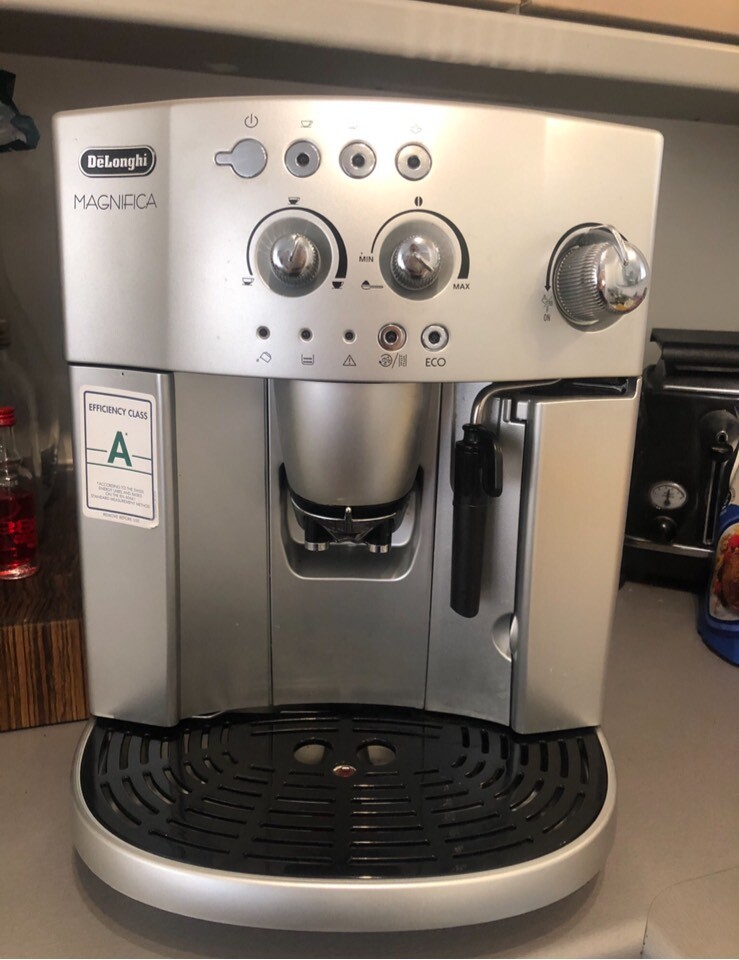 Delonghi Magnifica Coffee Machine in Saltash, Cornwall Gumtree