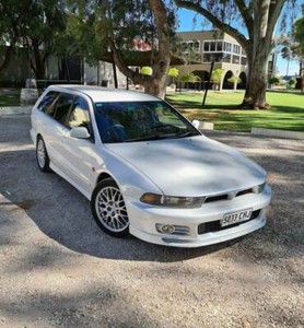 1998 mitsubishi legnum