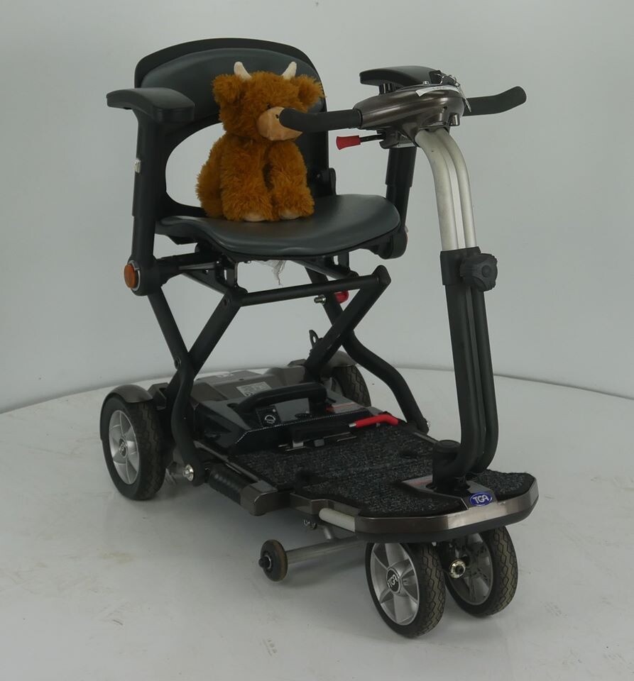 2017 TGA Minimo Folding Travel Mobility Scooter in East End, Glasgow