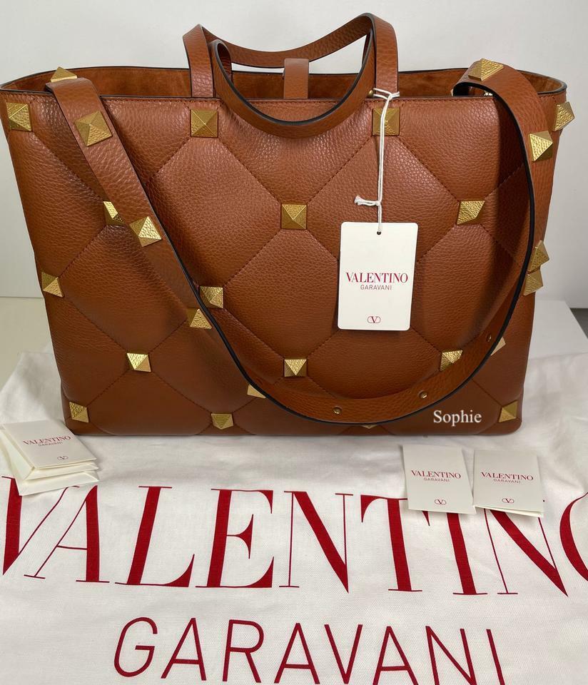 ★関税込★VALENTINO★VLTN TOTE/SHOULDER BAG★バッグ Valentino Medium Garavani Tote Bag, Natural | Costco