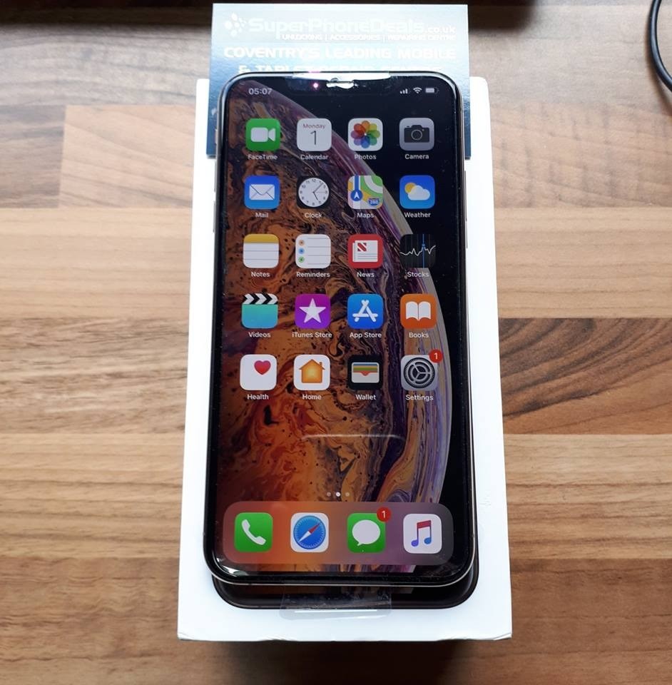 APPLE IPHONE XS MAX 64GB (GOLD) - LOCKED TO VODAFONE - APPLE WARRANTY SEPT 2019 | in Coventry ...