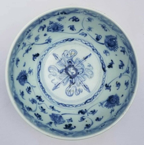 Beautiful Ming Chenghua / Hongzhi Period Chinese Bowl Lotus Scrolls Brushwork