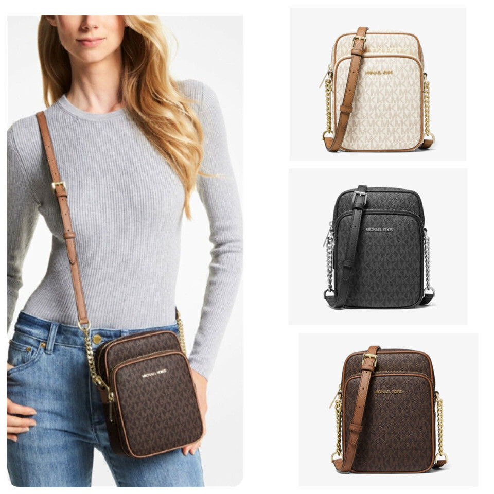 Michael Kors Jet Set Travel MK Signature PVC Medium Flight
