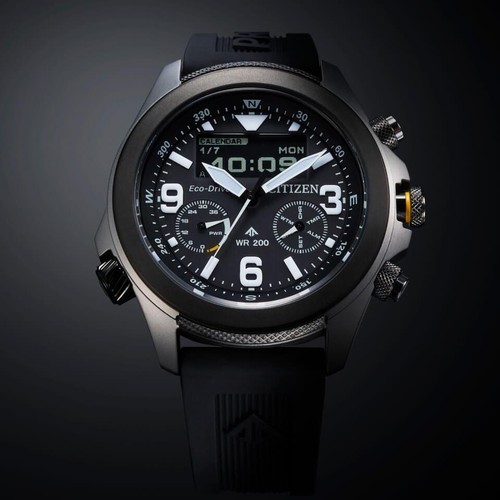 Pre-owned Citizen Jv1007-07e Promaster Land Series Light-powered Japan Import