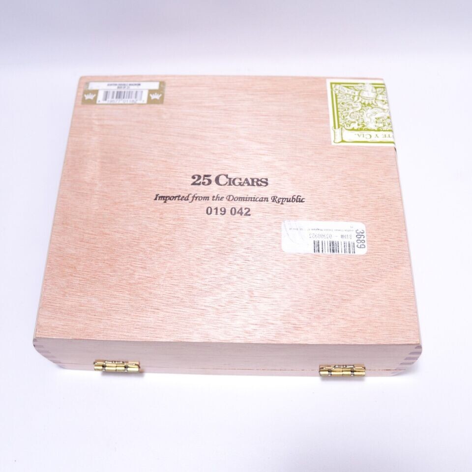 Ashton Double Magnum Cedar Aged Empty Wooden Cigar Box 8" x 6.5" x 2.5"