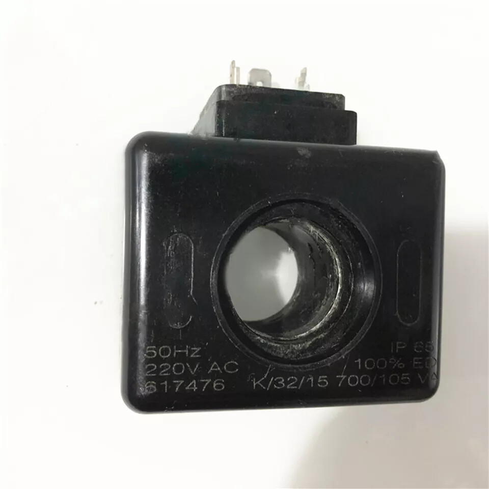 1pcs New for Eaton VICKERS Solenoid Valve Coil 617476 220VAC