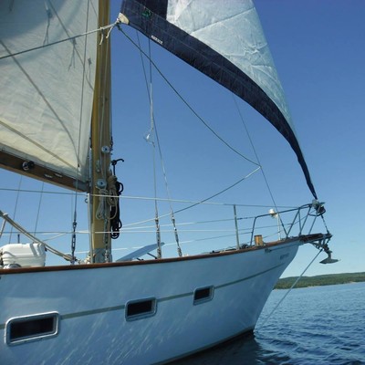 37' Endurance Ketch Blue Water Liveaboard