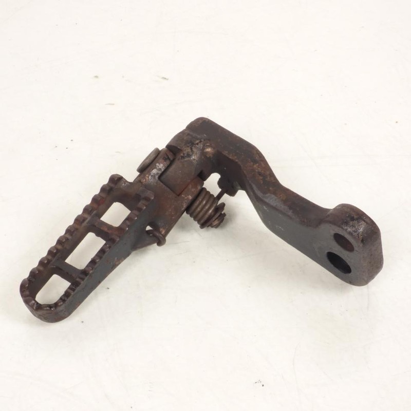 Platine De Repose Pied Pilote Gauche Origine Pour Moto Suzuki 125 Dr Occasion