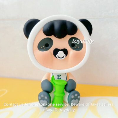 MOUNTAIN MASTER x ED Baby Animals Series Baby Panda Mini Figure