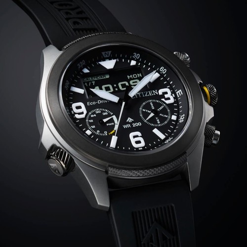 Pre-owned Citizen Jv1007-07e Promaster Land Series Light-powered Japan Import