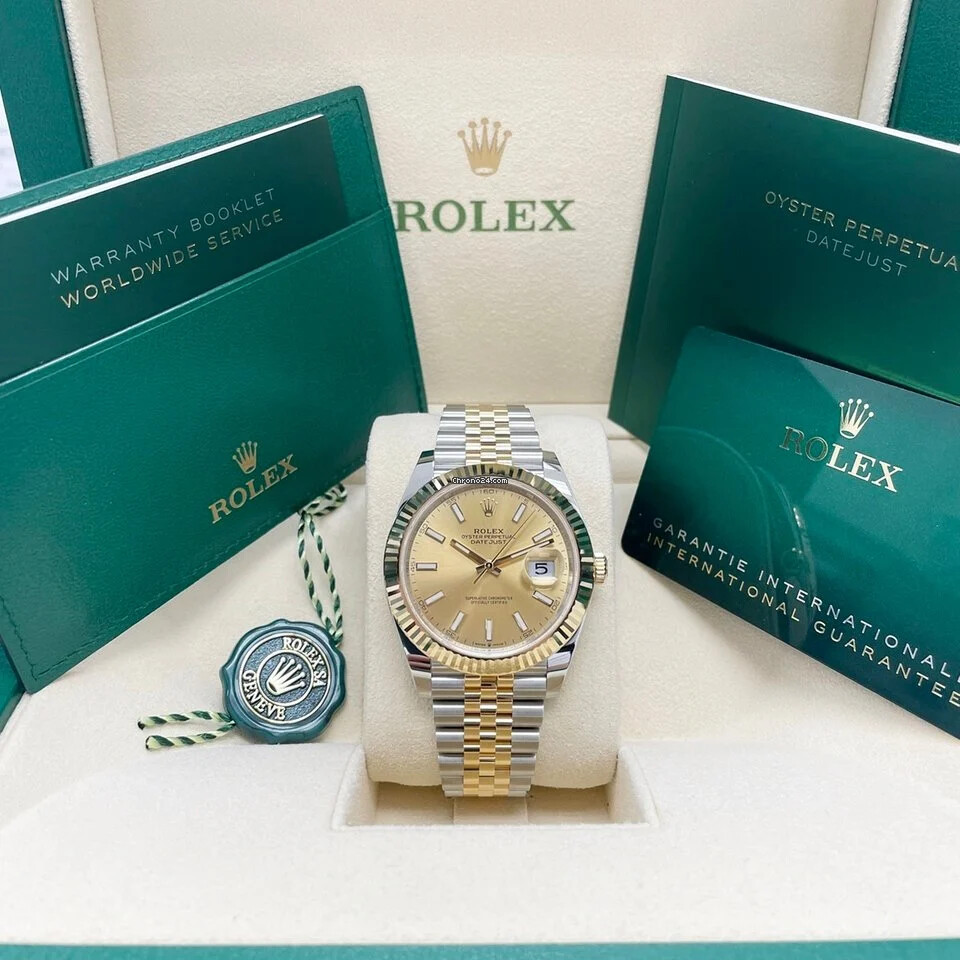 Pre-owned Rolex 2022 Datejust 41 126333 Fluted Jubilee Bracelet Champagne Dial Two Tone Ye