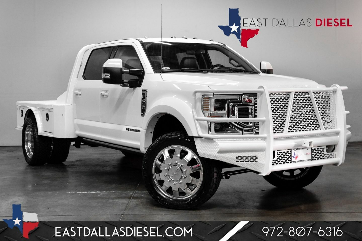 Oxford White Ford Super Duty F-450 Pickup with 22395 Miles available now!