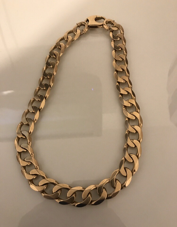 9ct gold chain solid gold chain 9 carat in Airdrie, North Lanarkshire Gumtree