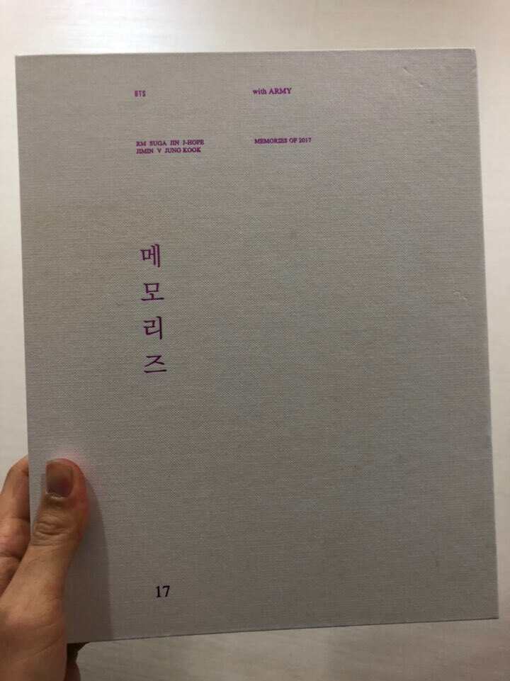 BTS Bangtan Boys Memories of 2017 DVD Set Opened without
