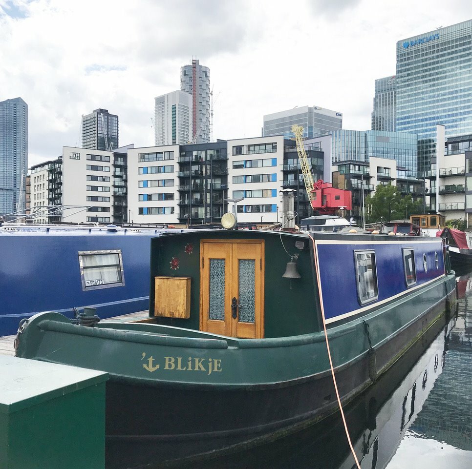 38ft narrowboat on residential mooring in Canary Wharf in Isle of