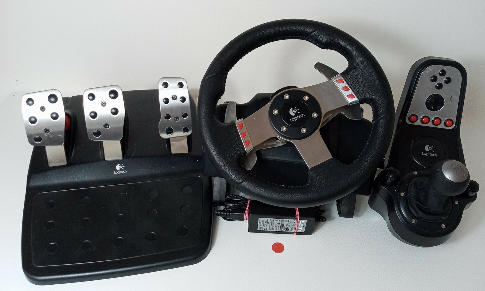кресло для руля logitech g25