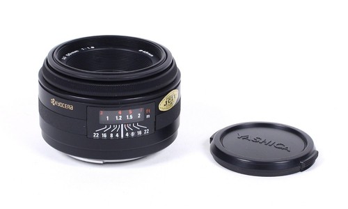 Yashica 50mm f1.7 Auto Yashinon-DX M42 Screw Mount Lens
