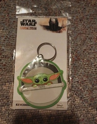 Portachiavi Fantasia/Star Wars Baby Yoda Mandalorian/Dimensioni: 6,5 X 6 Cm