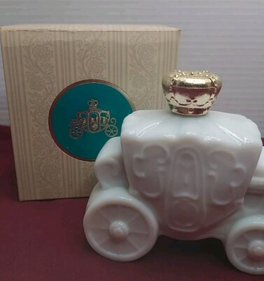 Vtg Avon White Milk Glass Cinderella Royal Coach Bath Oil Bottle 70's~Full w/box