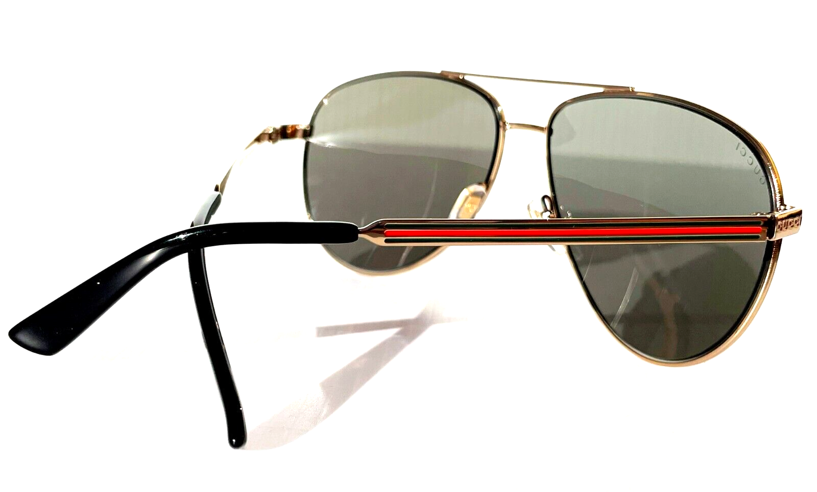 Pre-owned Gucci Gold Aviator With 61mm Red Green Frame W Grey Lens Sunglass Gg0137s In Gray