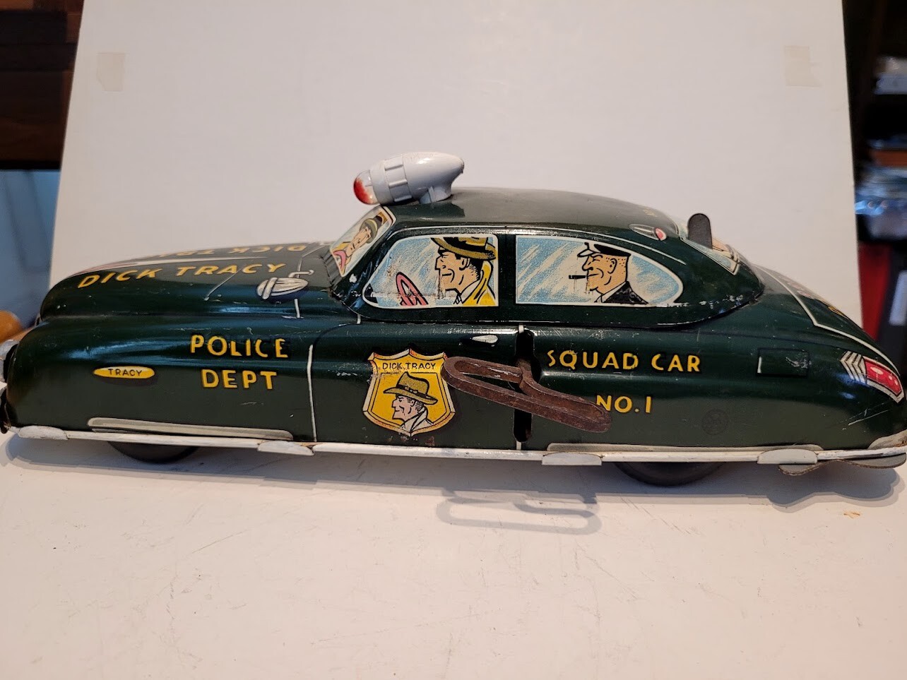 NICE VINTAGE 1949 MARX TIN LITHO WIND UP DICK TRACY #1