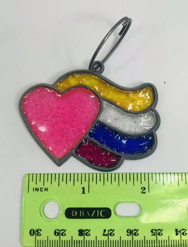 Vintage Makit & Bakit Rainbow Heart Suncatcher Window Key Chain Craft Ring
