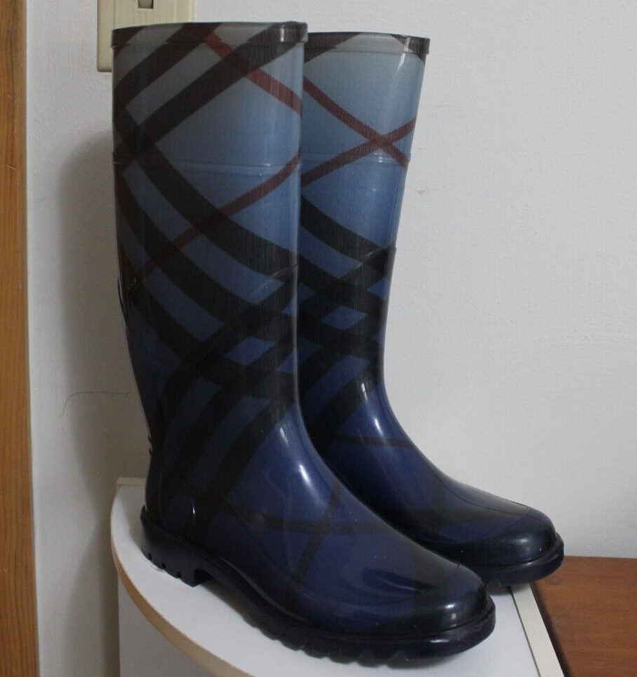 【関税&送料込】Burberry Rainboots With Traditional Check In $_57.PNG?set_id=880000500F