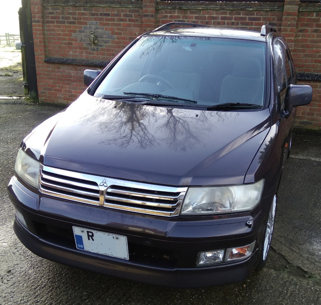 Mitsubishi Chariot Grandis Super Exceed MOT to April 2019 (same as space  wagon)