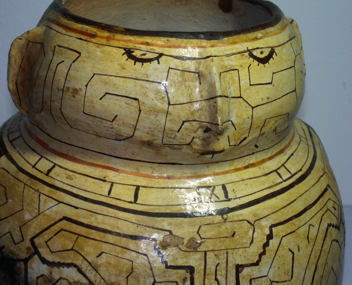 EFFIGY NATIVE INDIAN SHIPIBO POTTERY VESSEL JAR POT PERU PERUVIAN AMAZON