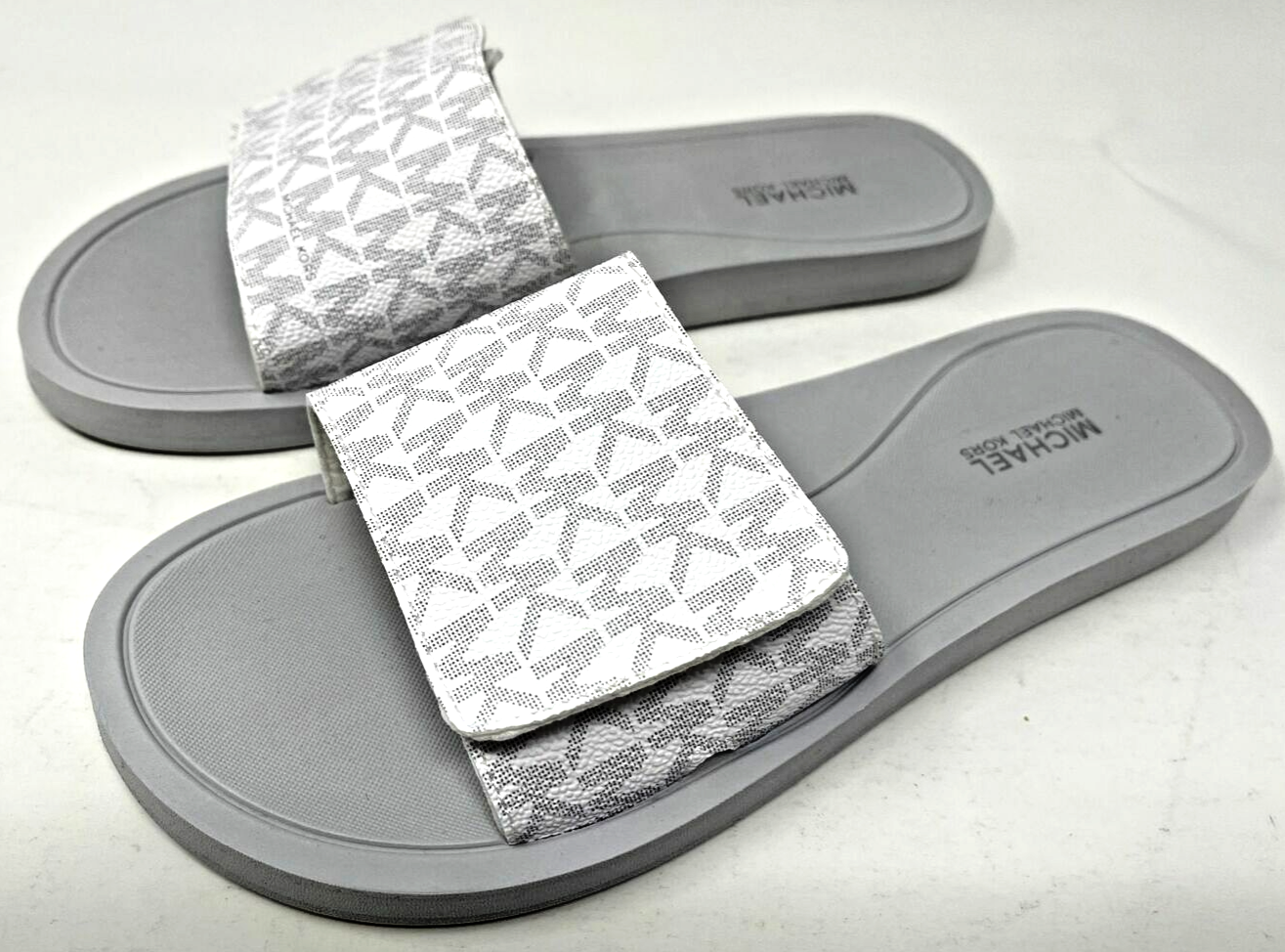 【関税&送料込】Michael Michael Kors Sandals 0400015853809?wid=900