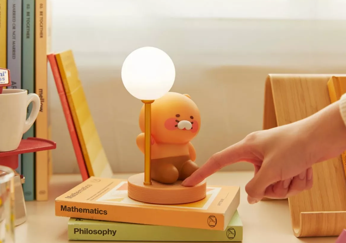 Kakao Friends] Choonsik's mini reading light - Korea