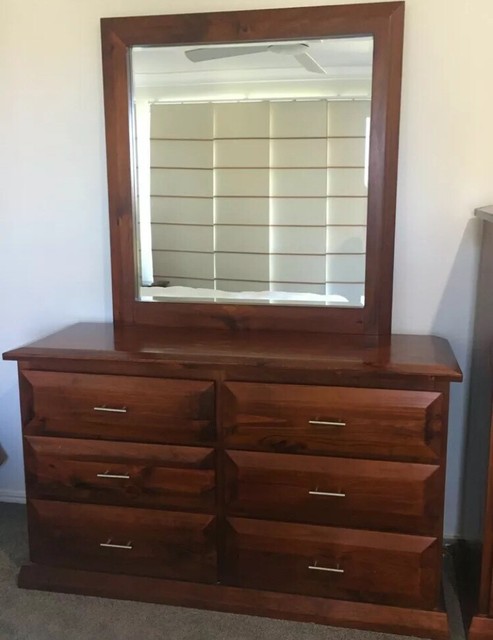 Quality Harvey Norman Bedroom Dresser With Attachable Mirror Vgc