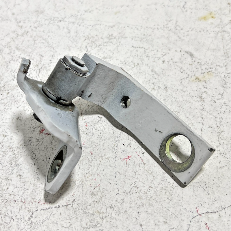 Used 2012-2018 FORD FOCUS REAR LEFT DRIVER SIDE DOOR LOWER MOUNT HINGE OEM YZ