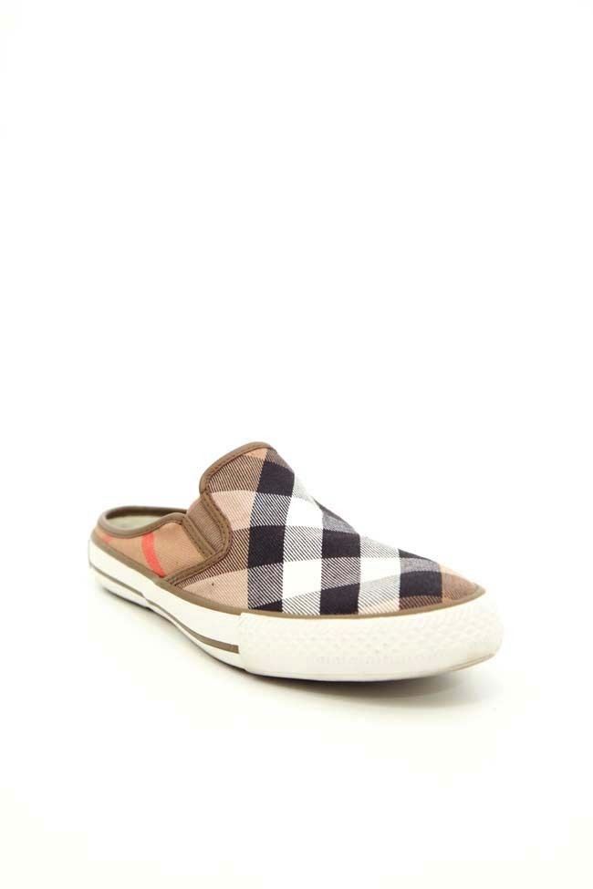 Burberry Women's Casual Flats and Oxfords