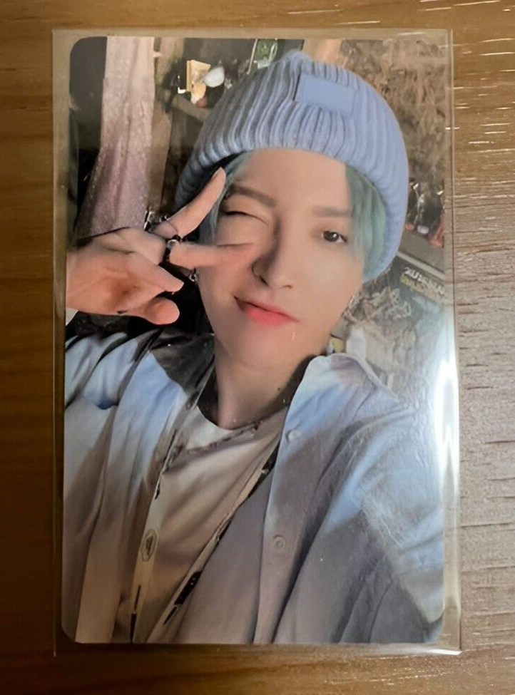 タレントカード ATEEZ SEASON'S GREETING HONGJOONG Photo ATEEZ HONGJOONG Photocard Season's Greetings 2021 PC Photo