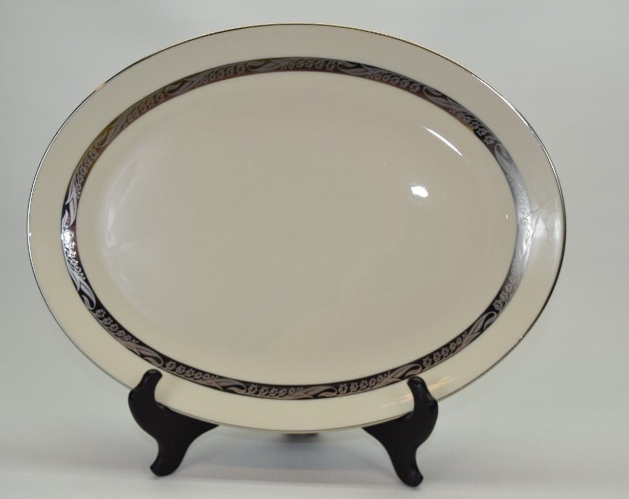 CHINA: FLINTRIDGE BRIDAL WREATH Ivory/Platinum Platter 14