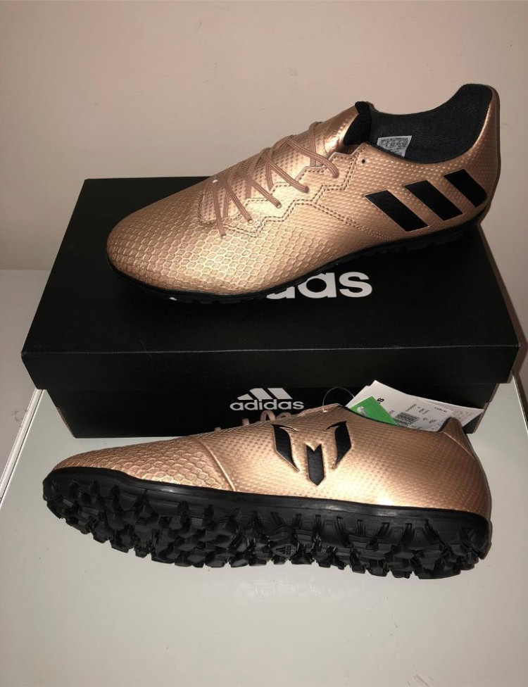 size 15 astro turf boots