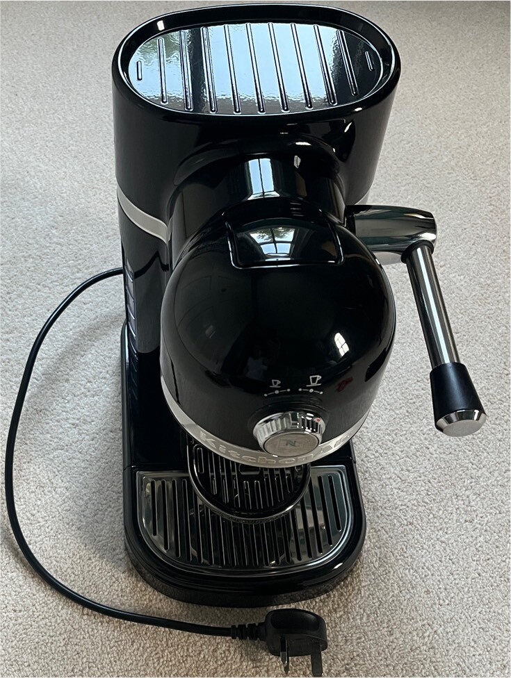 Kitchenaid nespresso coffee machine black in excellent condition in