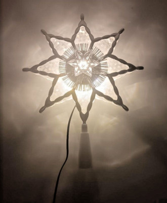 Enchanted Forest Glimmering White Star Tree Topper~Wall Plug In~New in Package 