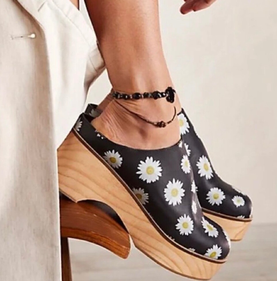 

Разговорные сабо на платформе Free People Daisy из кожи, дерева, черного цвета 41/11, НОВИНКА, Black white yellow, clog