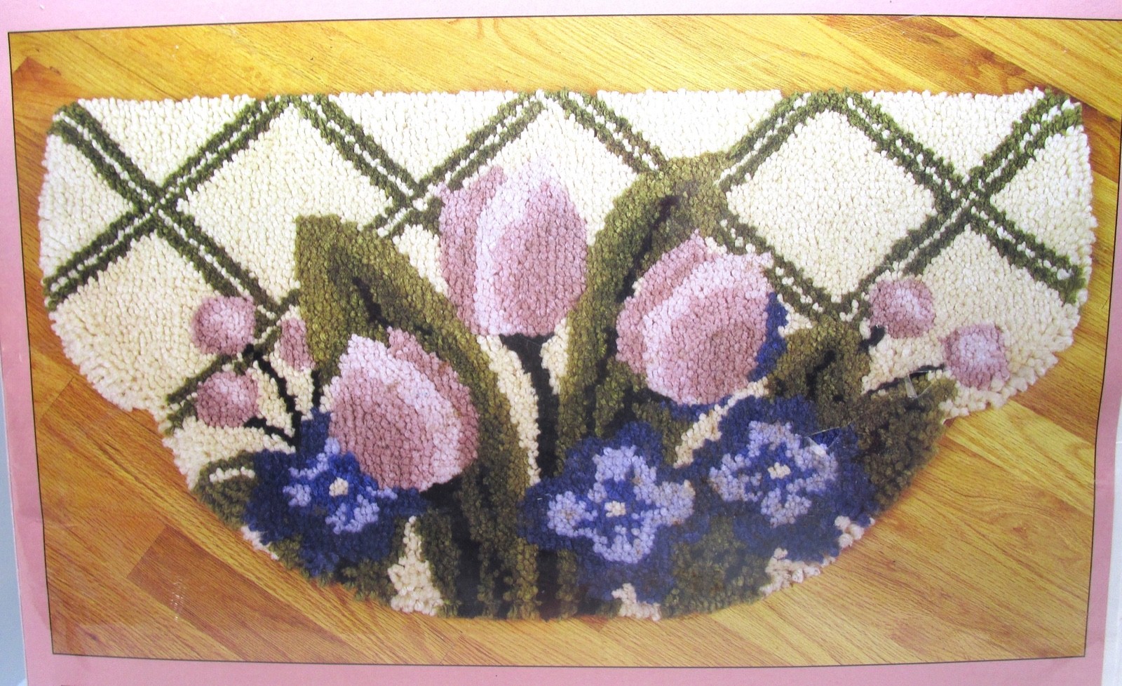 Pfaltzgraff GARDEN PARTY Latch Hook Kit By Skillcraft  New Old Stock