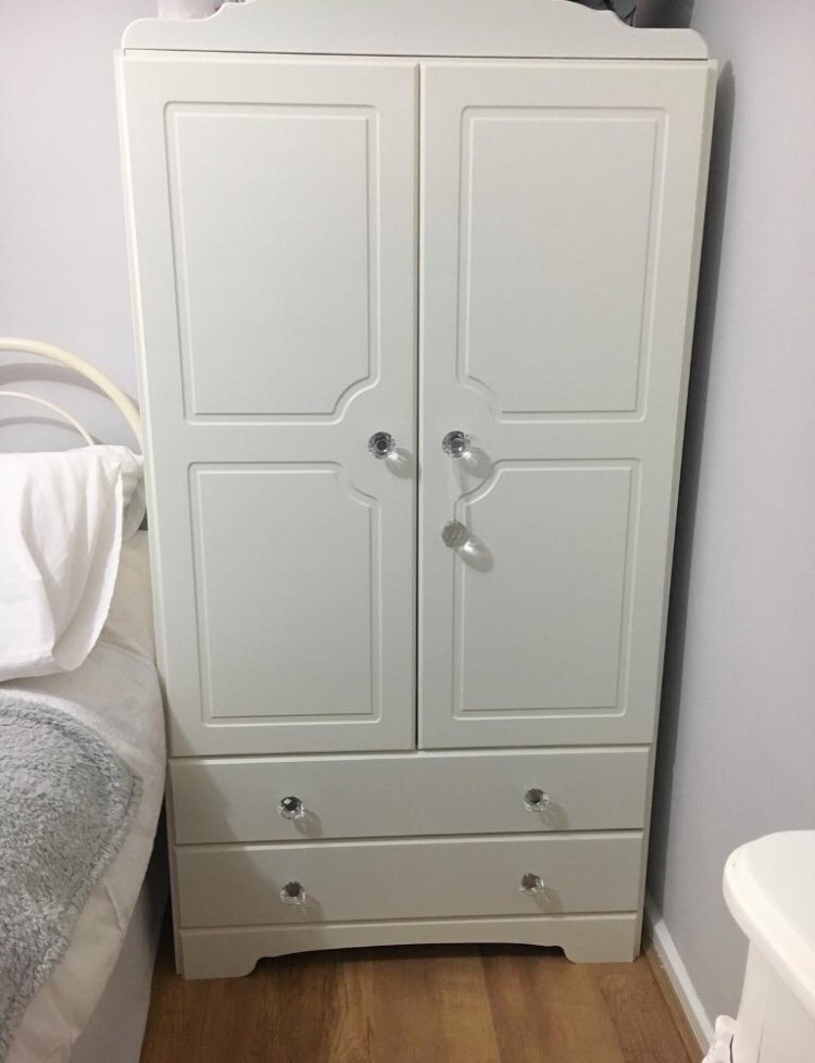 Cream wardrobe in Rainworth, Nottinghamshire Gumtree