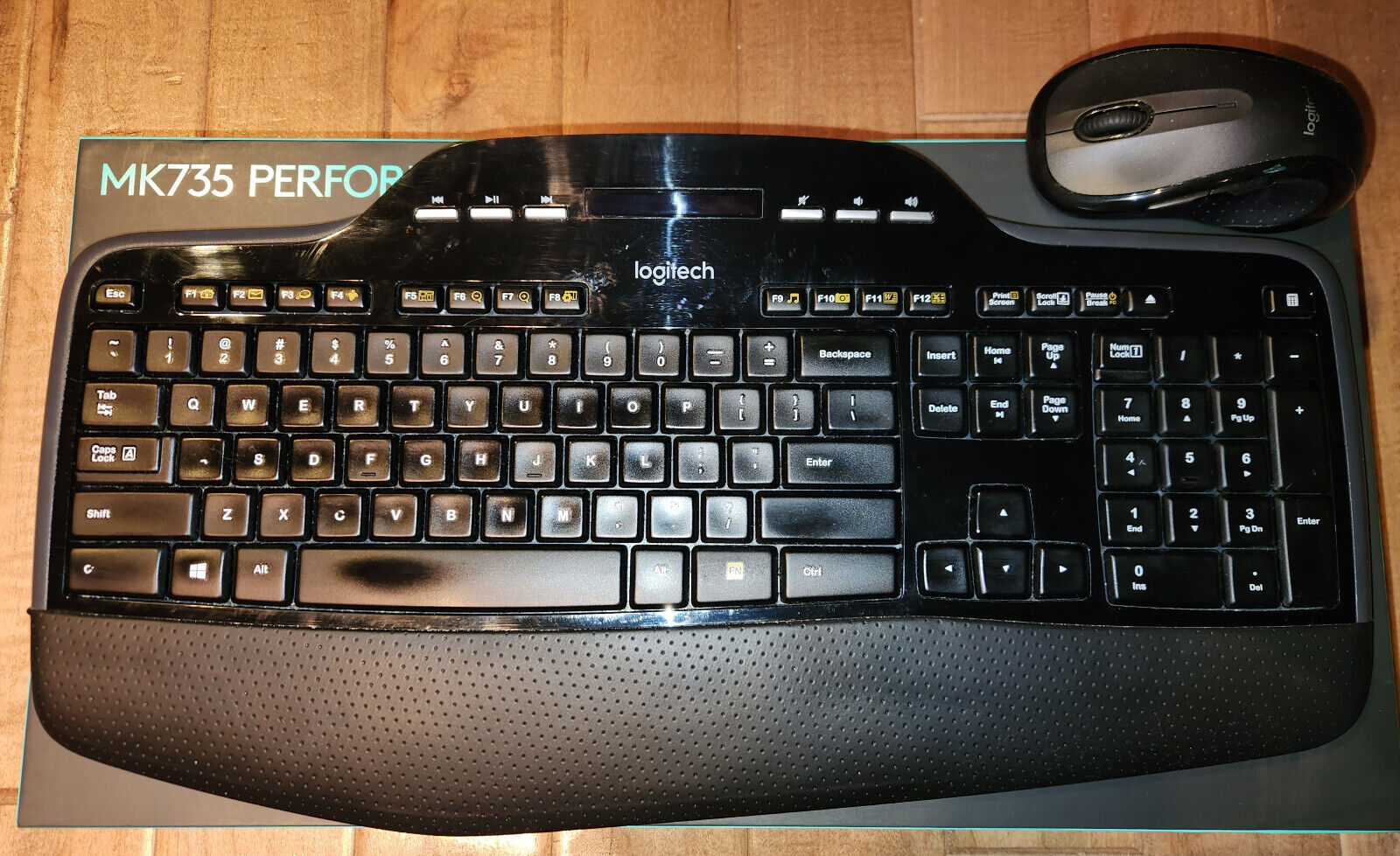 Logitech MK735 Performance Wireless Keyboard and Mouse Combo