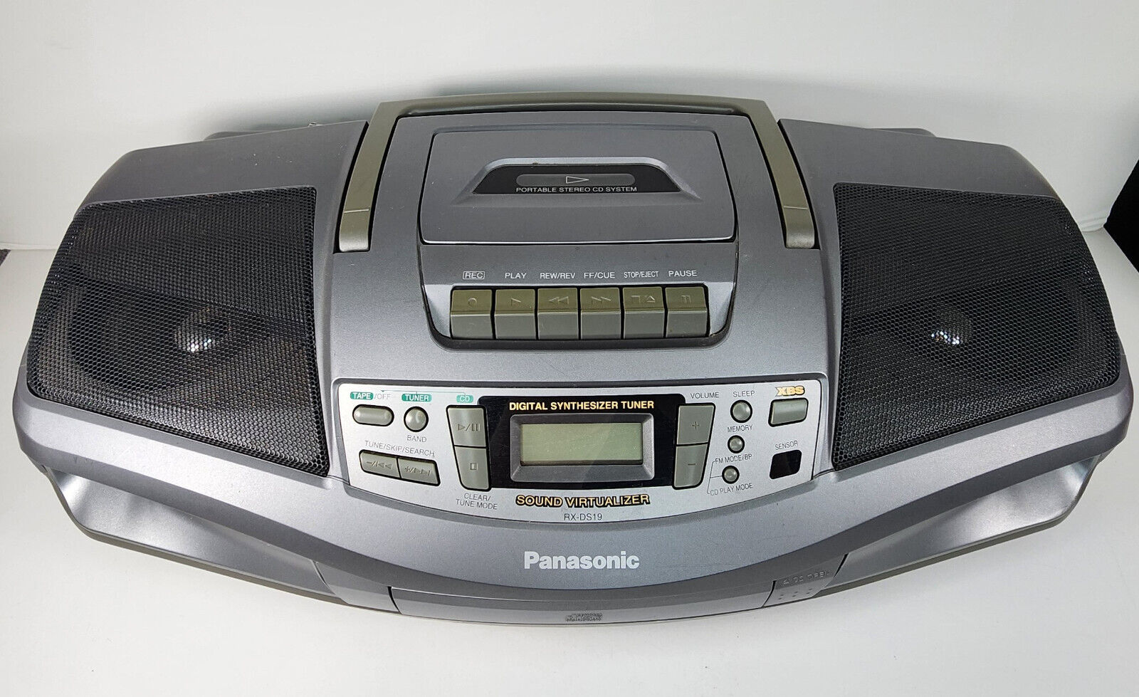 Panasonic RX-DS19 Digital Synthesizer Tuner Radio CD Panasonic RX-DS19 Digital Synthesizer Tuner Radio CD