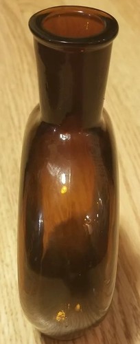 Vntg BROWN GLASS embosed
